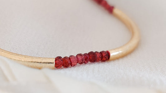 What is the January Birthstone?