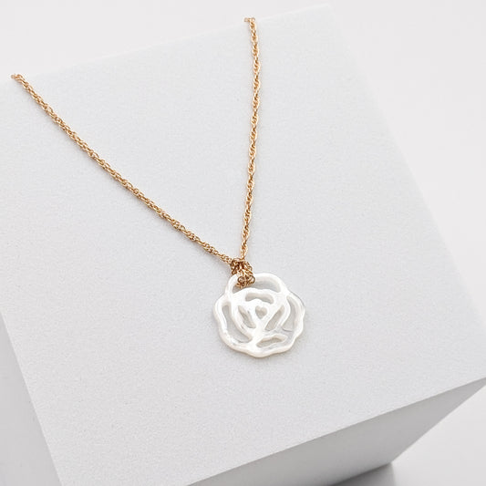 The Bloom Necklace